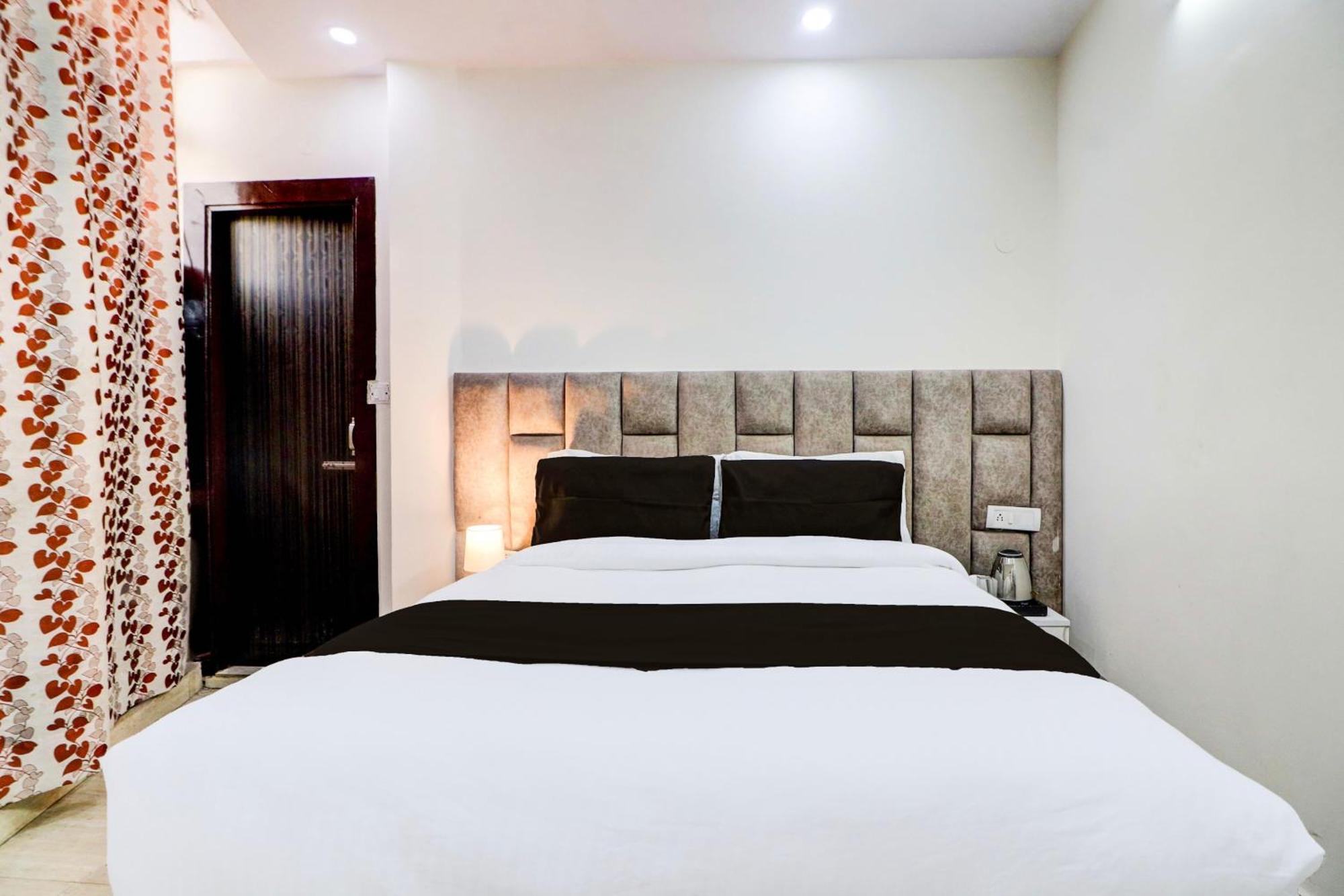 Hotel O Mini Tower 3*