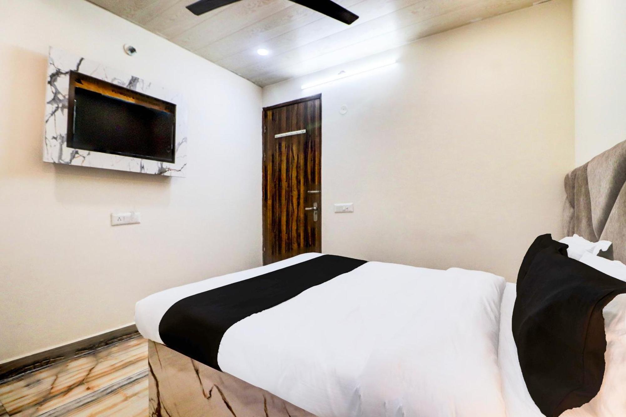 Hotel O Mini Tower 3*