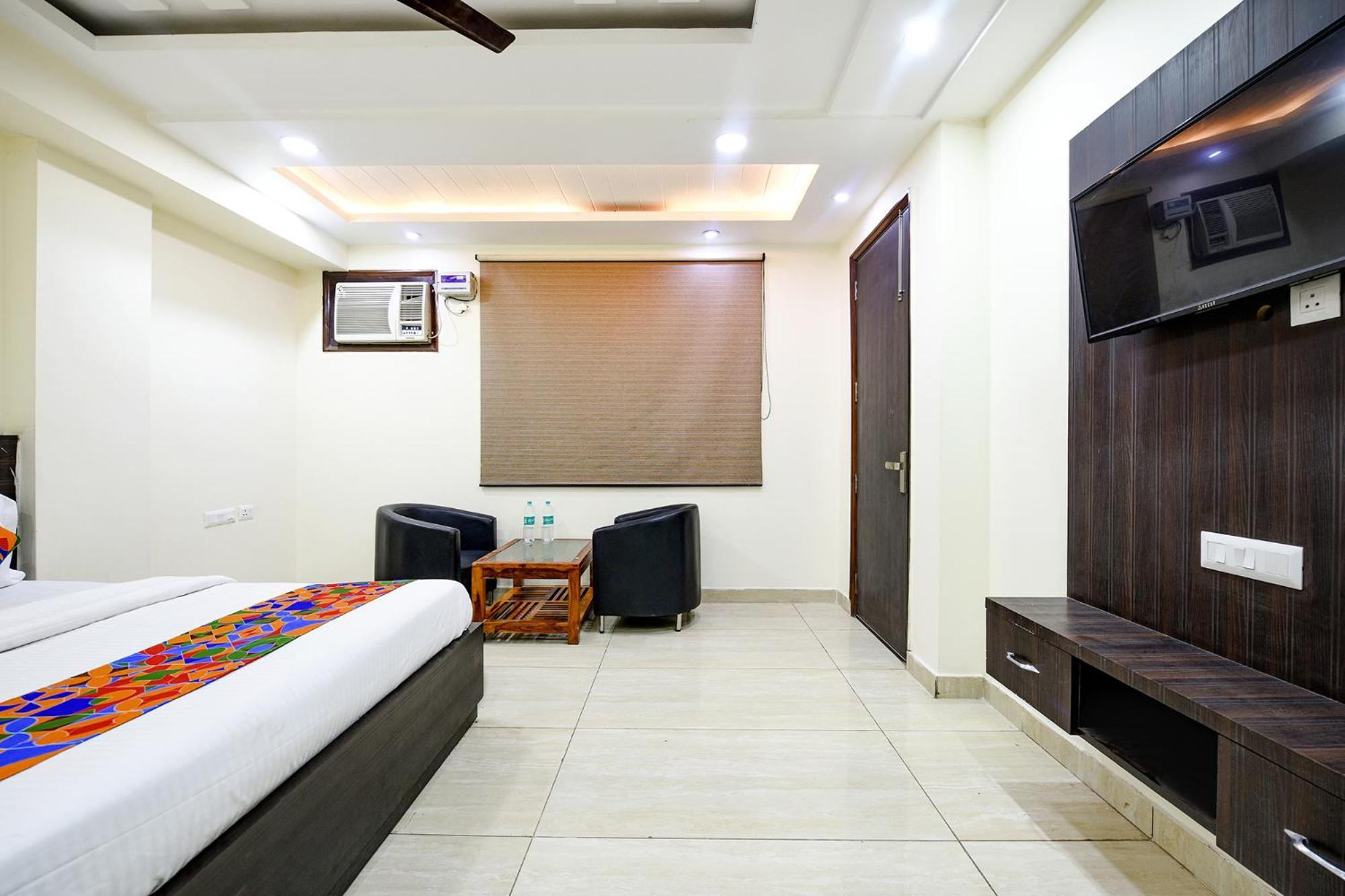 Hotel Fabhotel Dwarka Residency - Nr Yashobhoomi Convention Centre New Delhi