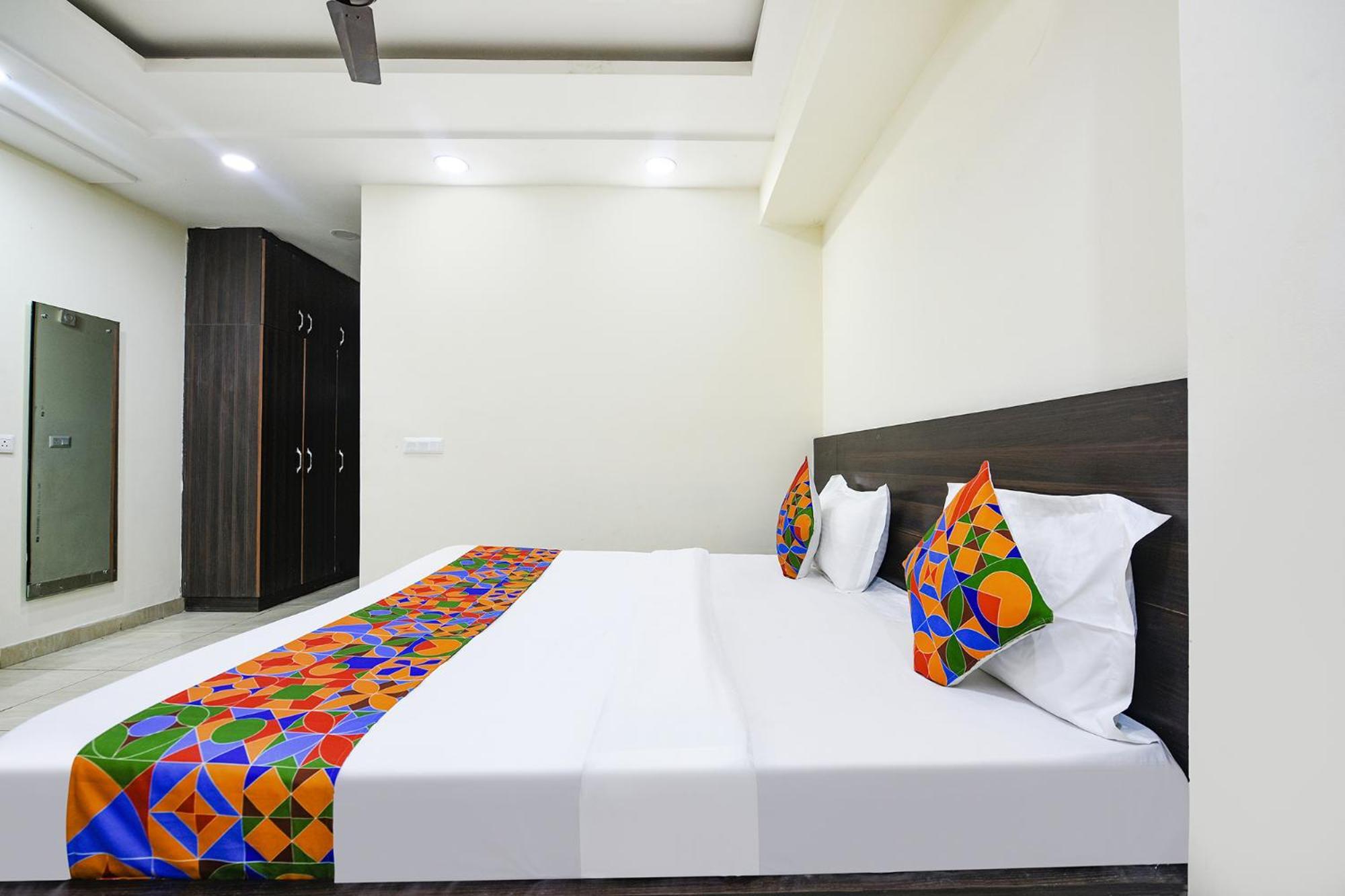 Fabhotel Dwarka Residency - Nr Yashobhoomi Convention Centre