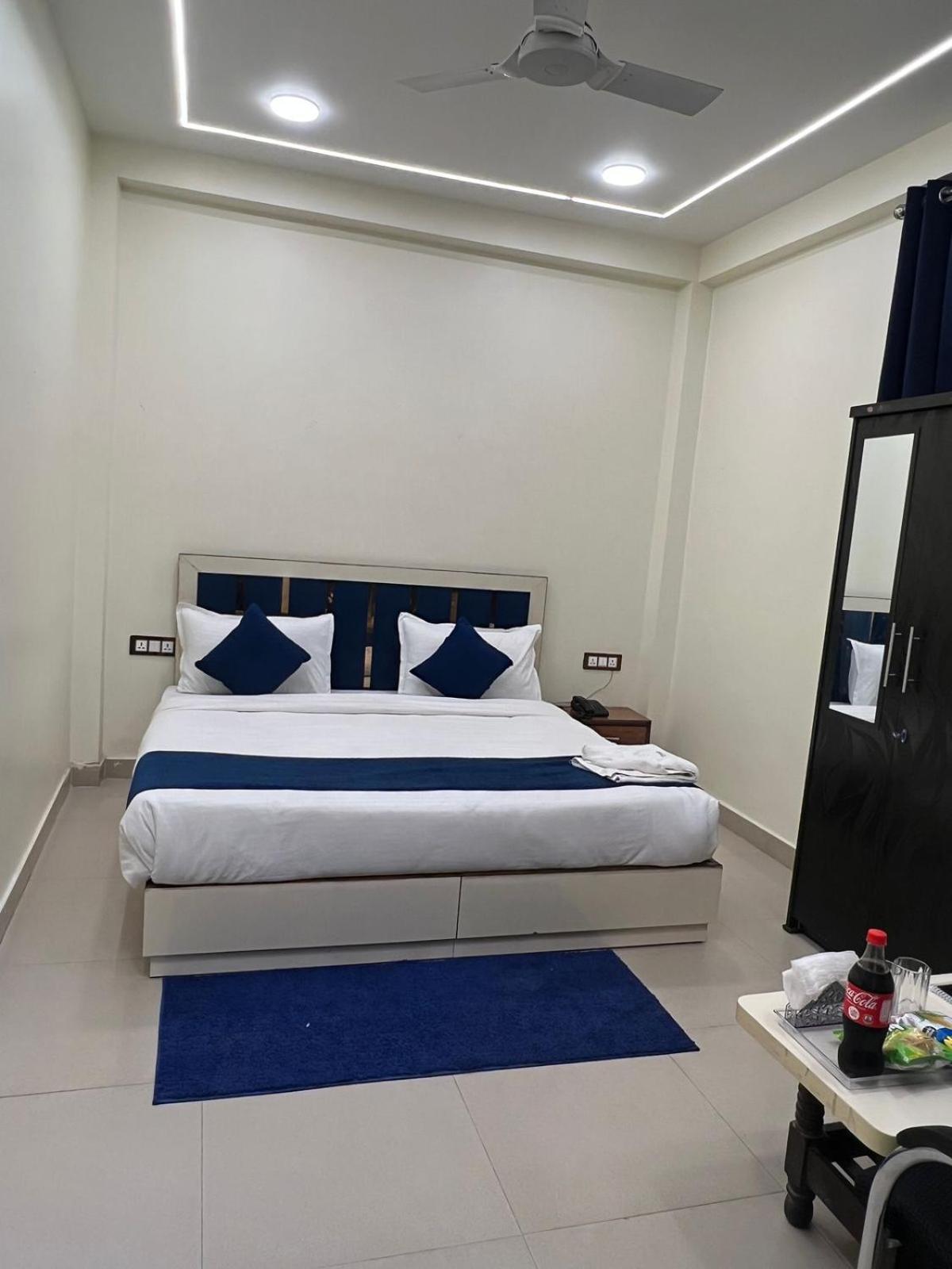 Urban Luxe Hotel 2*