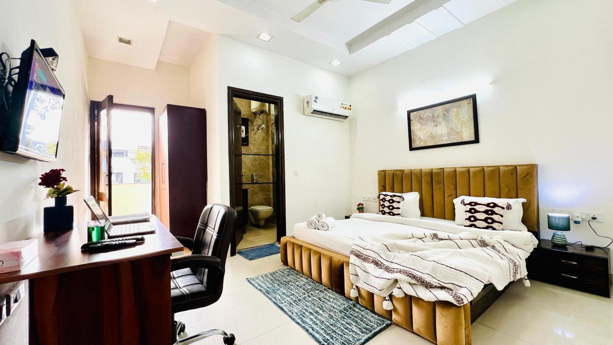 Apartment Olive Service - Greater Kailash *
