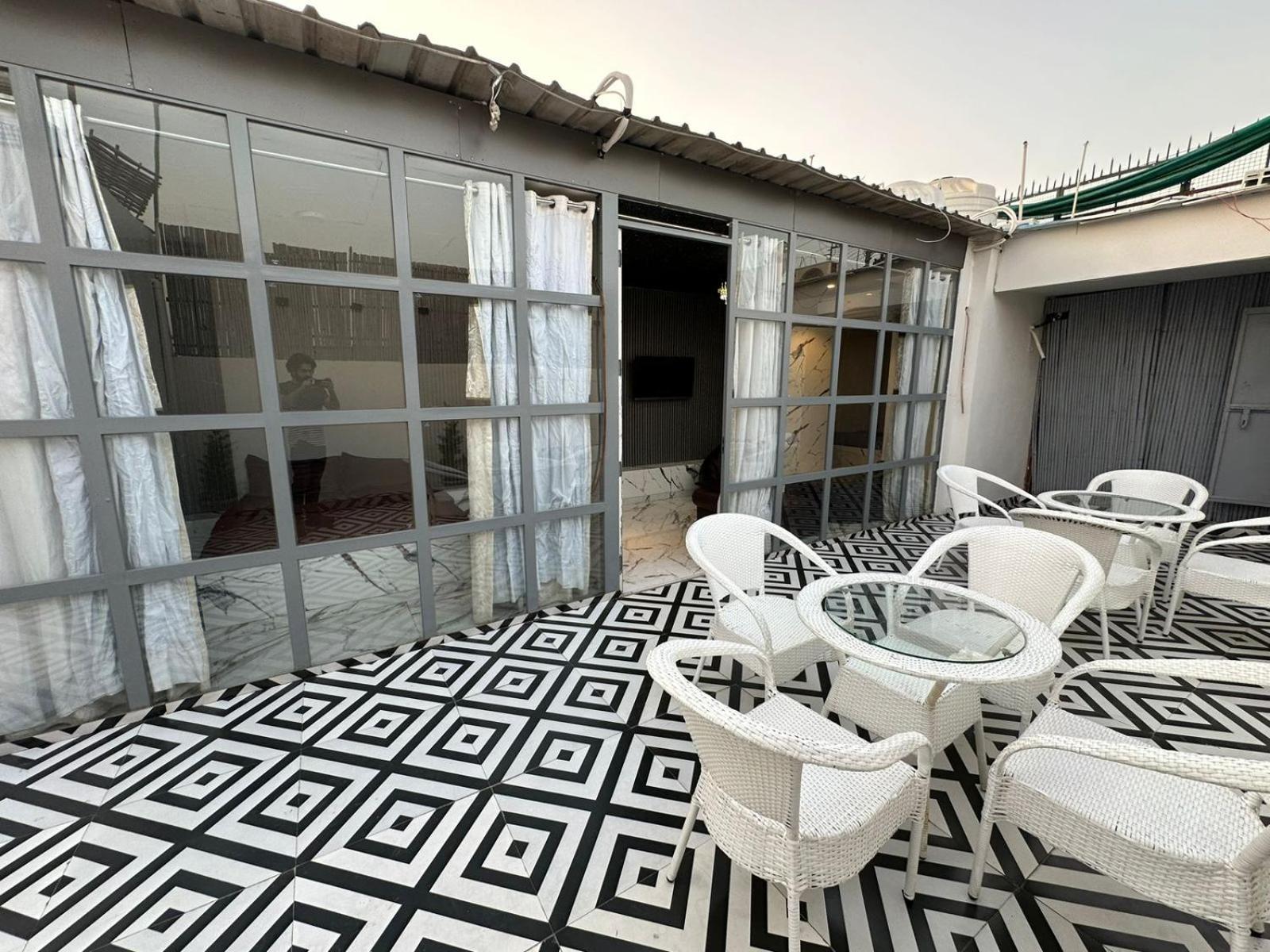 Desire Courtyard Homestay *