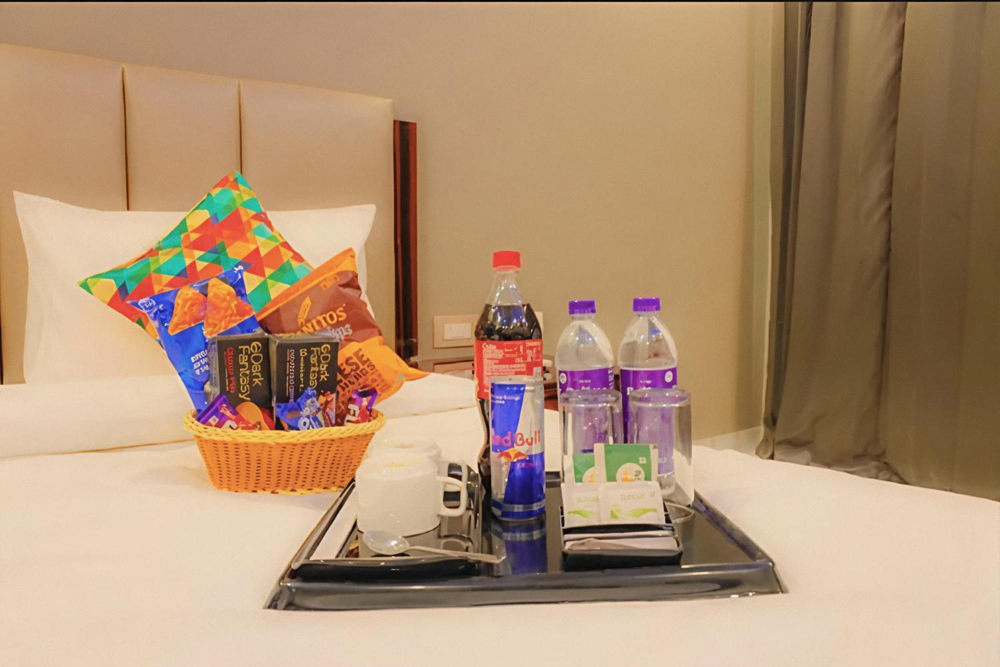 Hotel Star View '2mins From Metro Station Near 5mins Distance Railway Station 3*