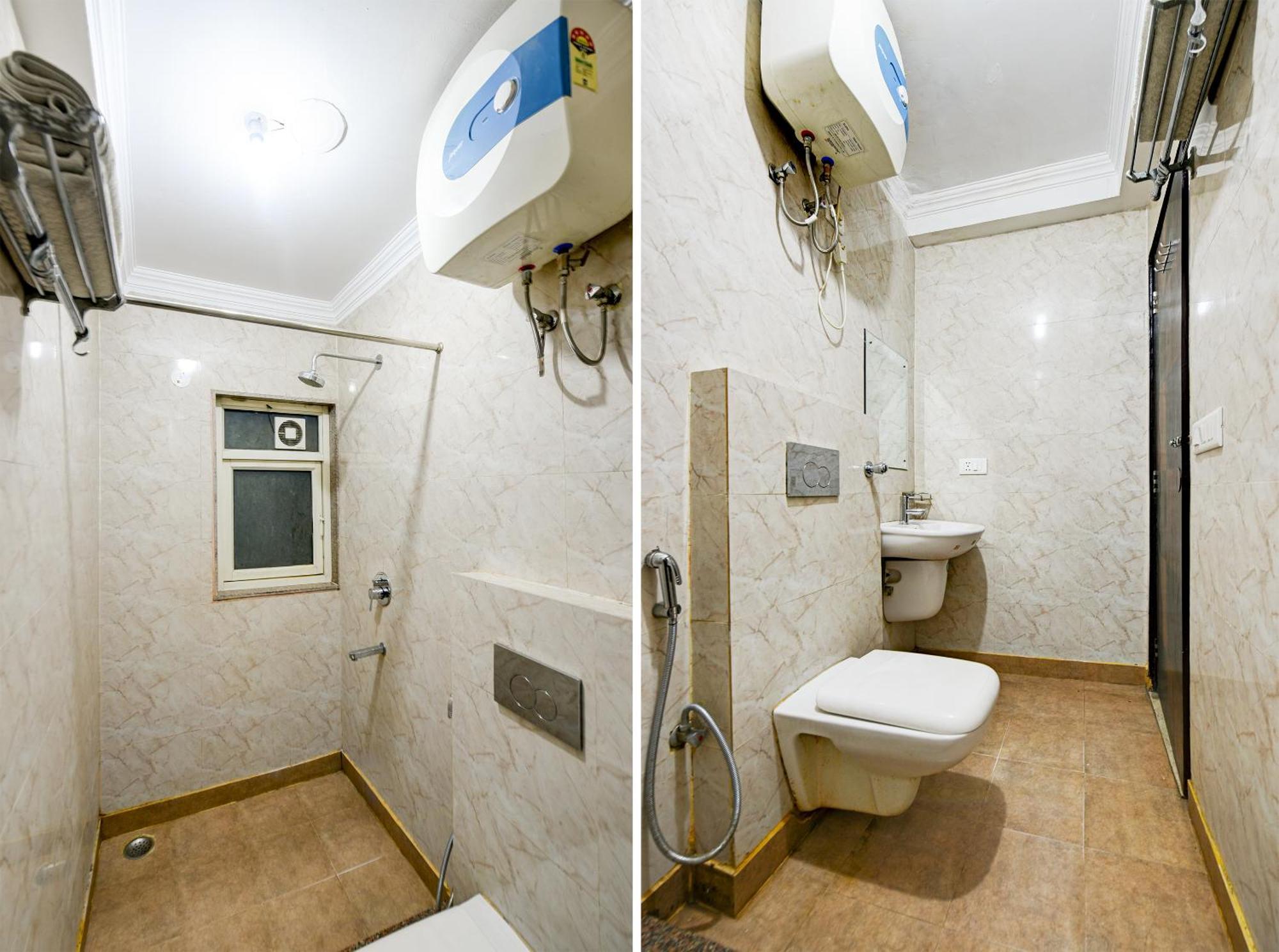 Airport Square Plaza Hotel 4*