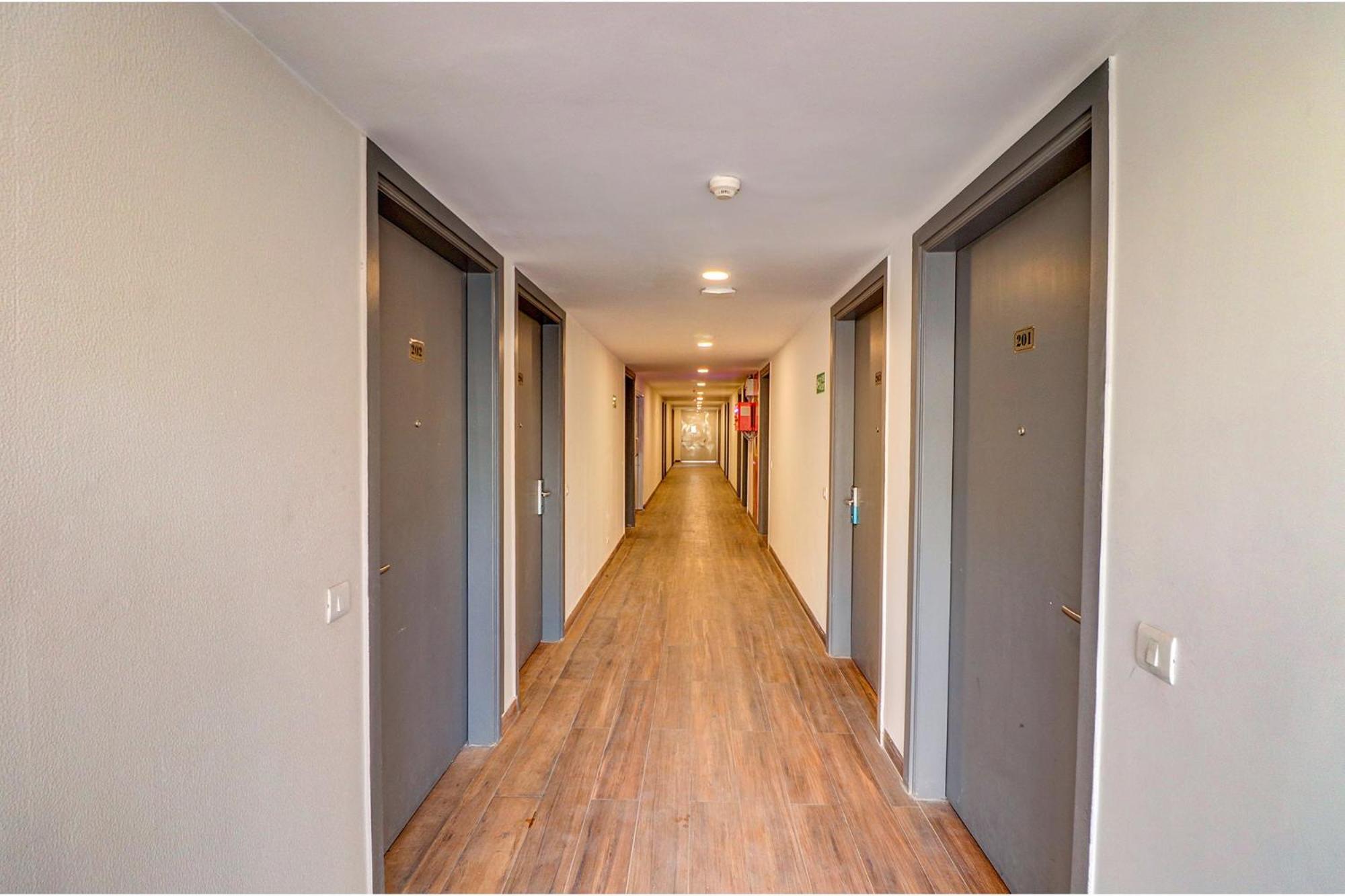 Fabhotel Kirti Nagar 3*