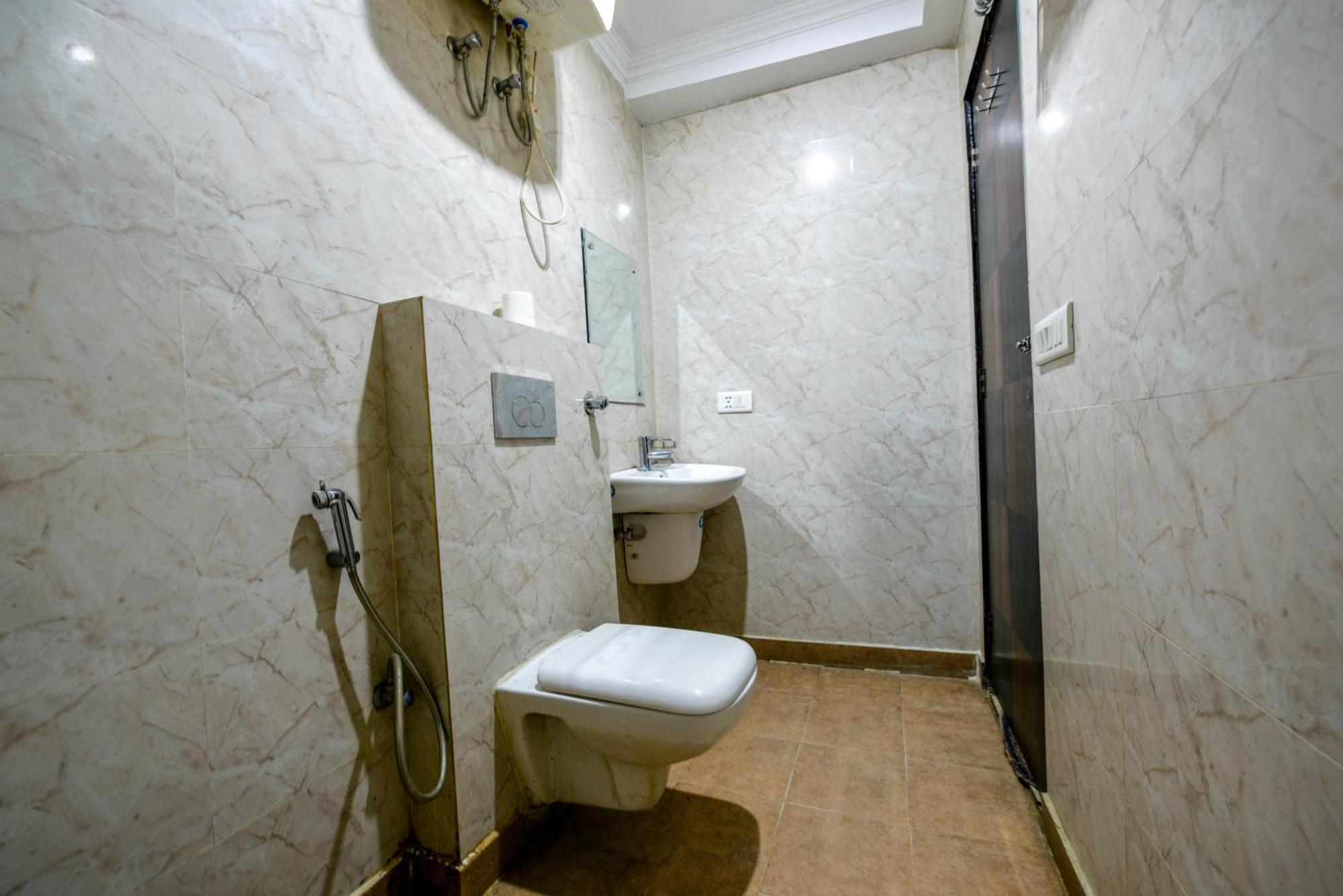 Arkwood Residency At Airport Hotel New Delhi
