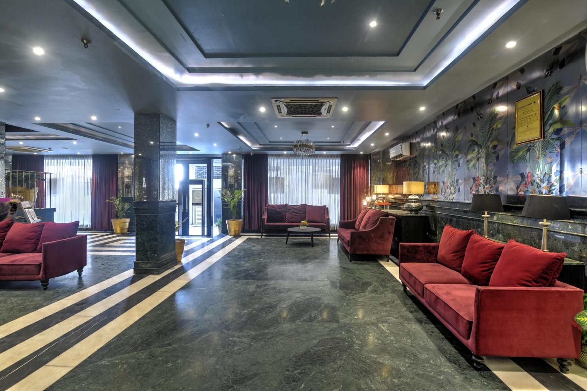 Hotel Foxoso Delhi Airport