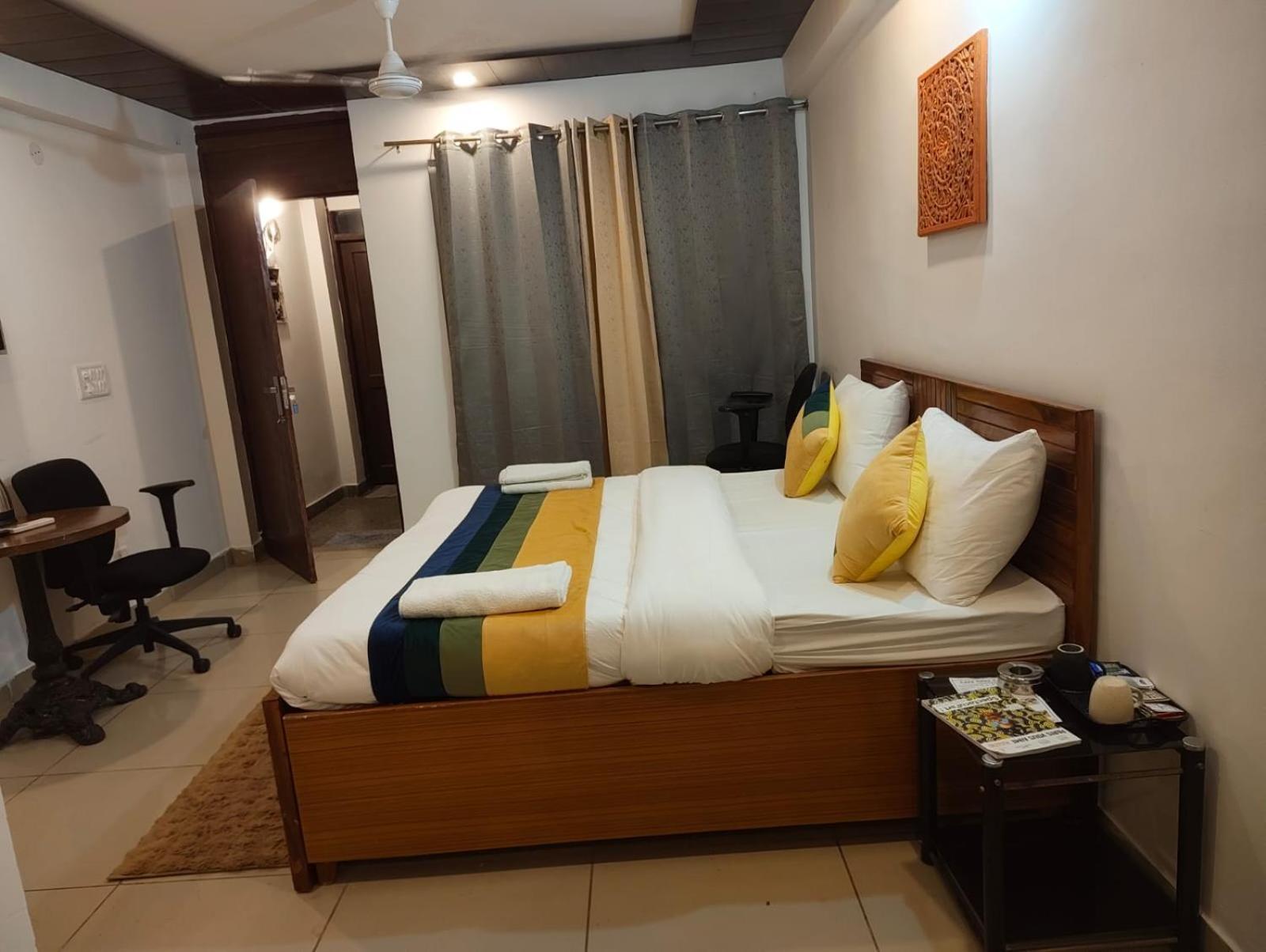 C 5 Hauz Khas