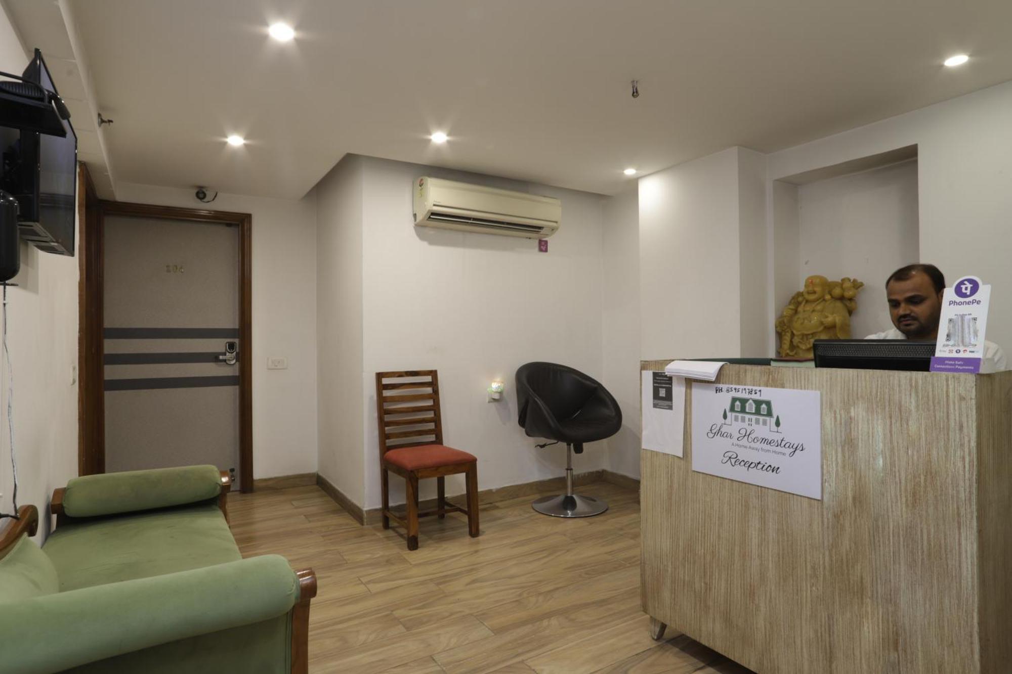 Red Rose - With Kitchenette New Delhi