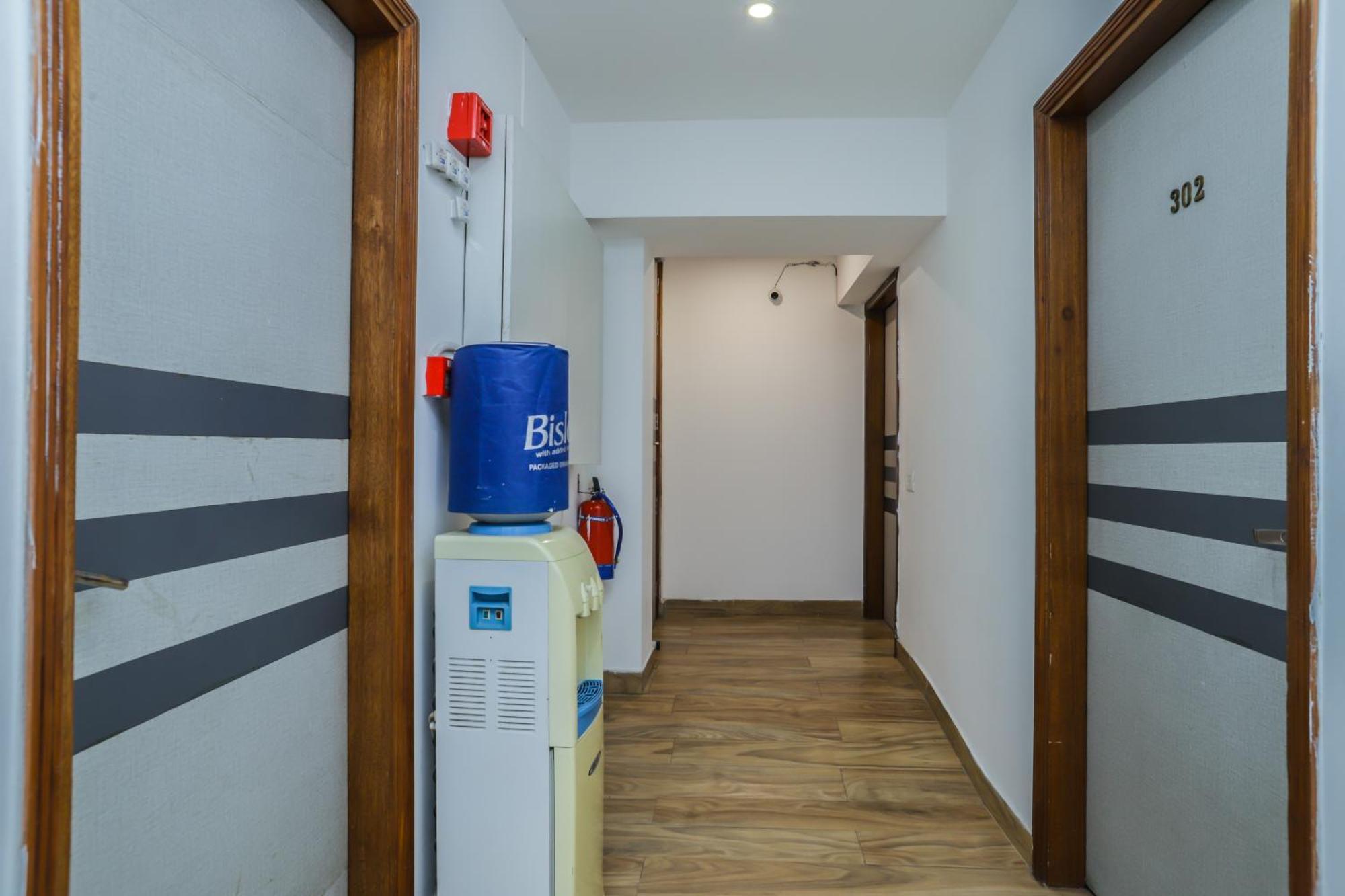 Homestay Red Rose - With Kitchenette
