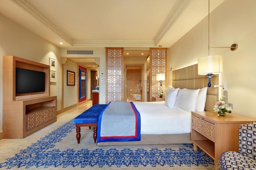 The Infinity Near Delhi Airport 4* Nova Deli