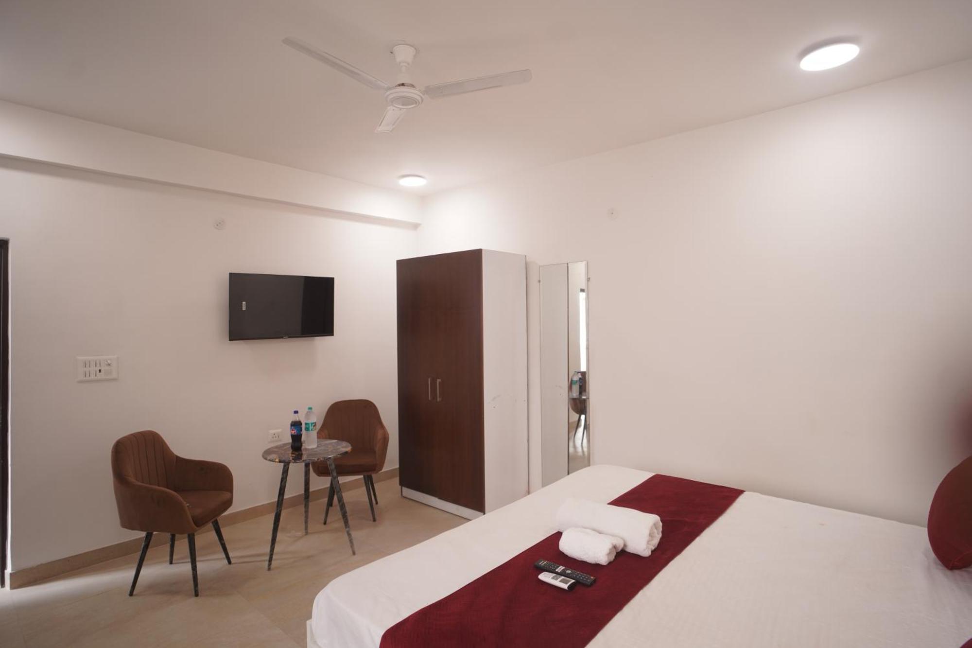 Hotel Airport Delhi Free Airport Drop *