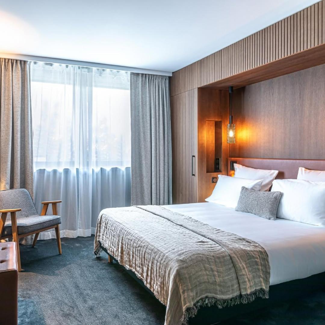 De Grand By Igi Airport 4*