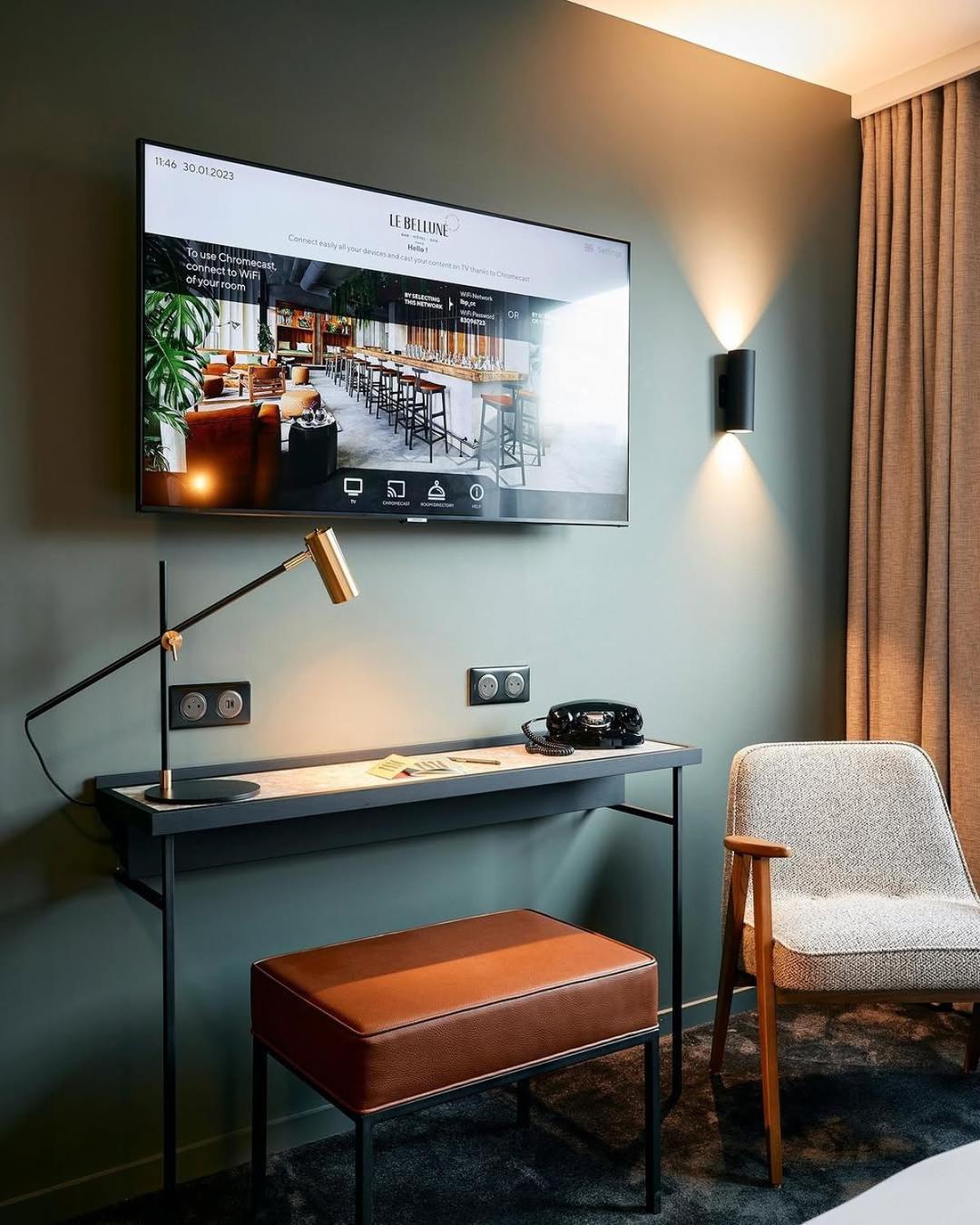 Hotel De Grand By Igi Airport New Delhi