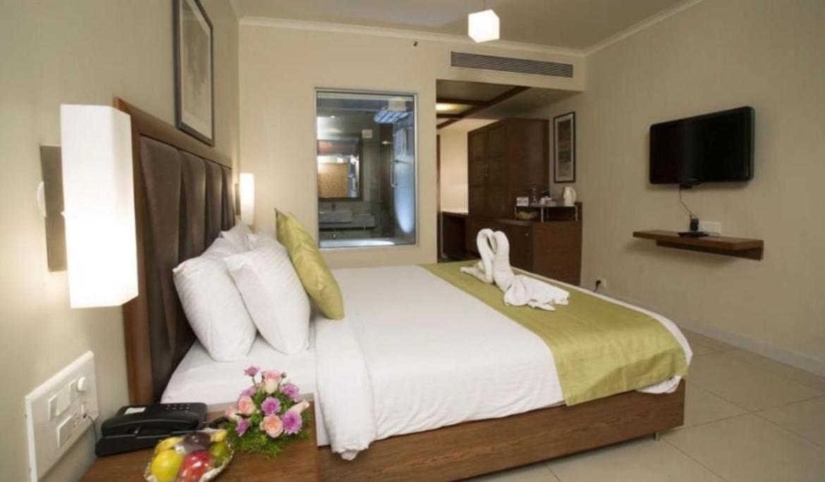 Diamond Inn-near Igi-airport-terminal-3 Hotel 4*