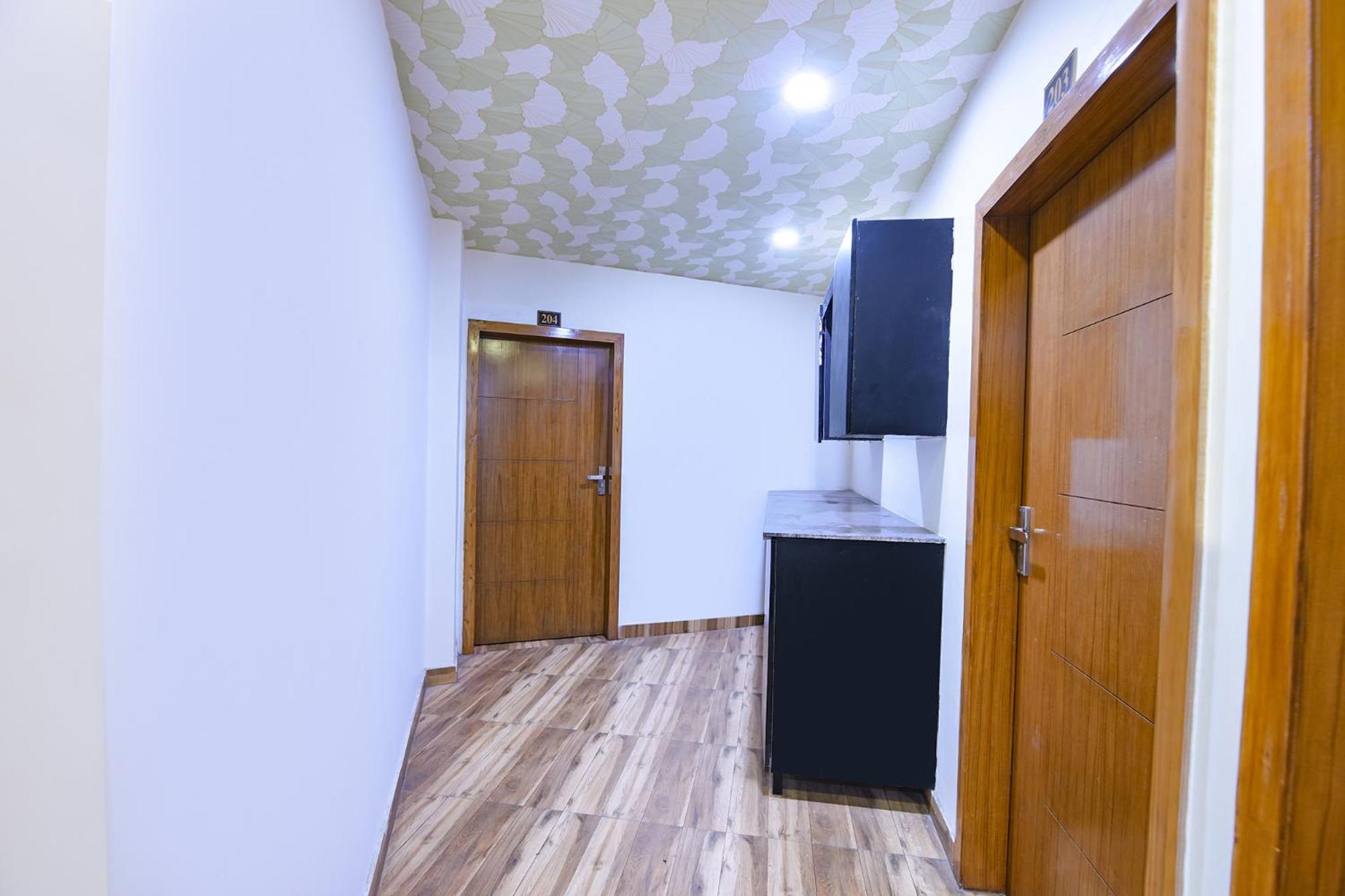 Hotel Fabhotel Jeet Delhi (National Capital Territory of India)