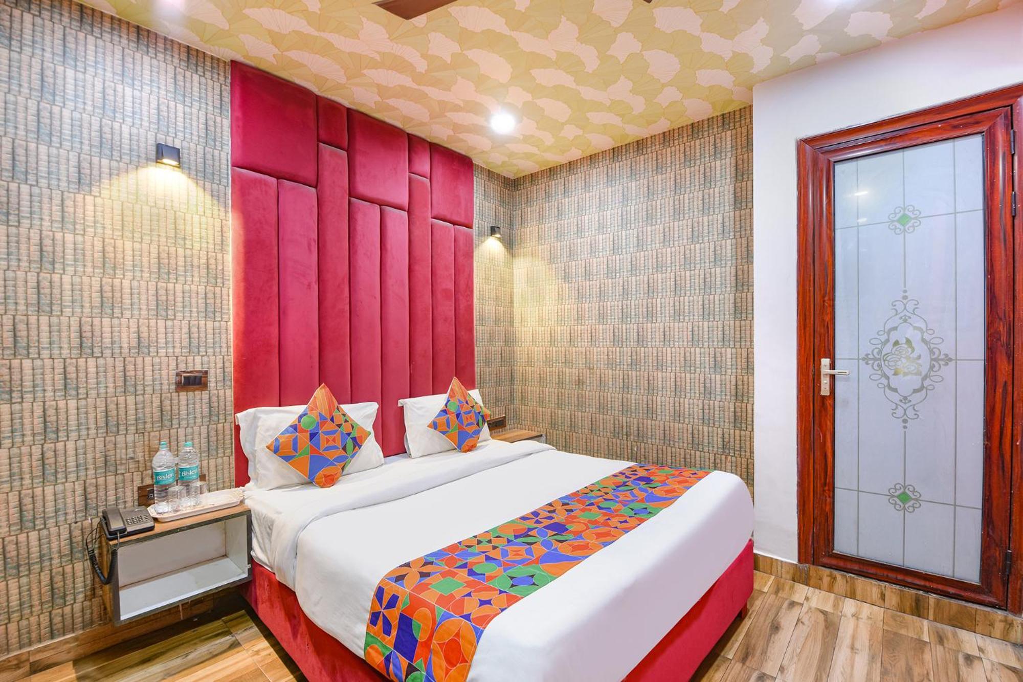Fabhotel Jeet