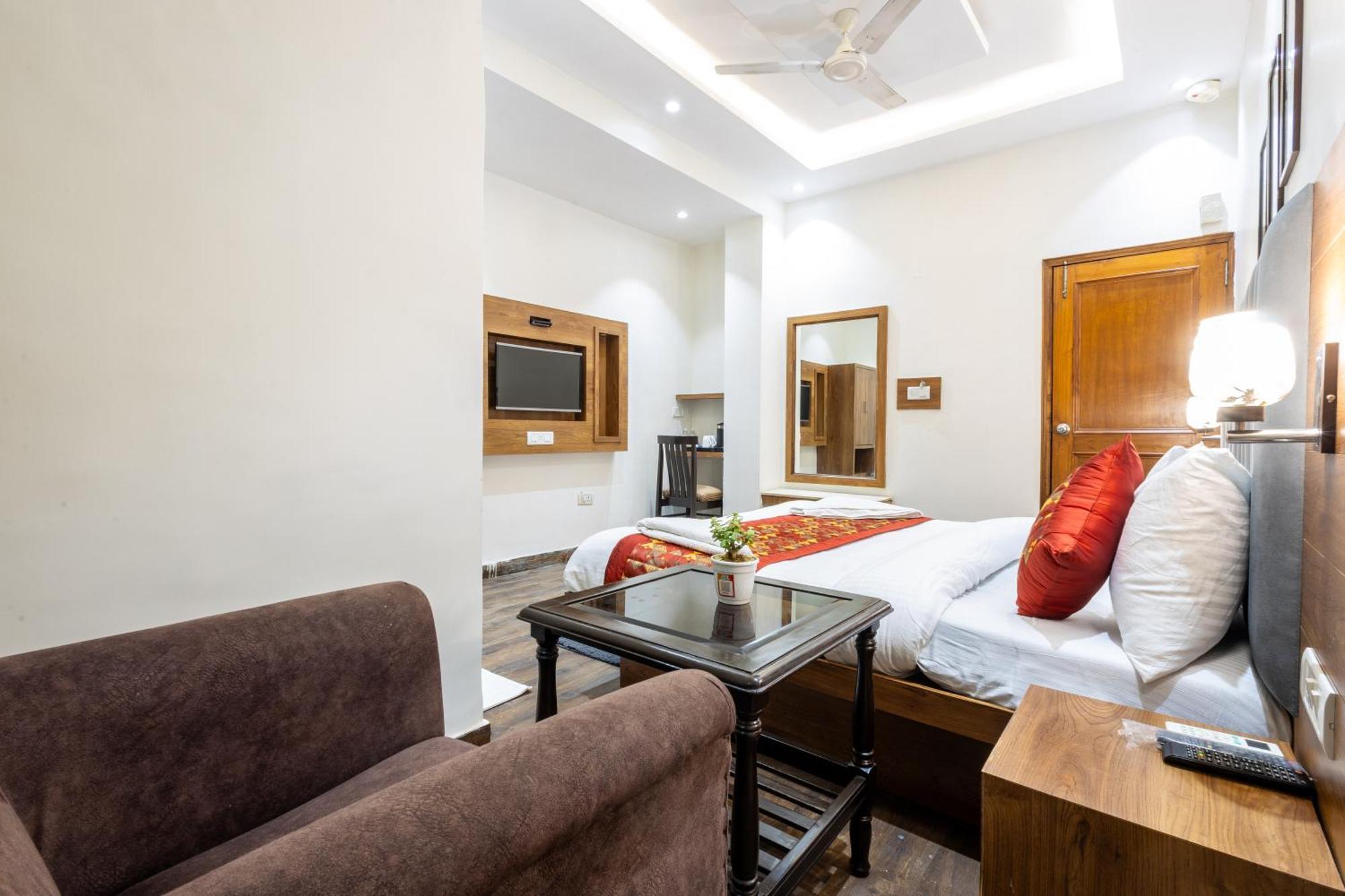 Garden View Karol Bagh 3*