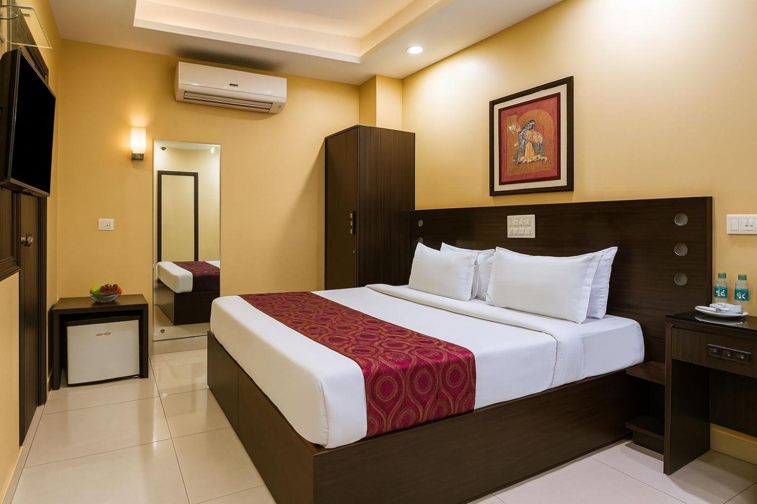 New Ammby - Lajpat Nagar * New Delhi