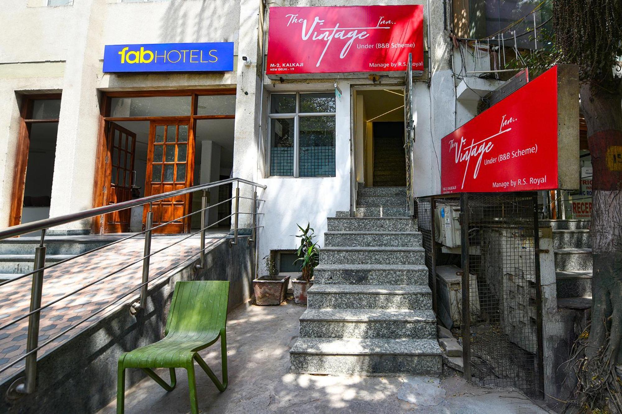 Fabhotel Vintage Guest house New Delhi