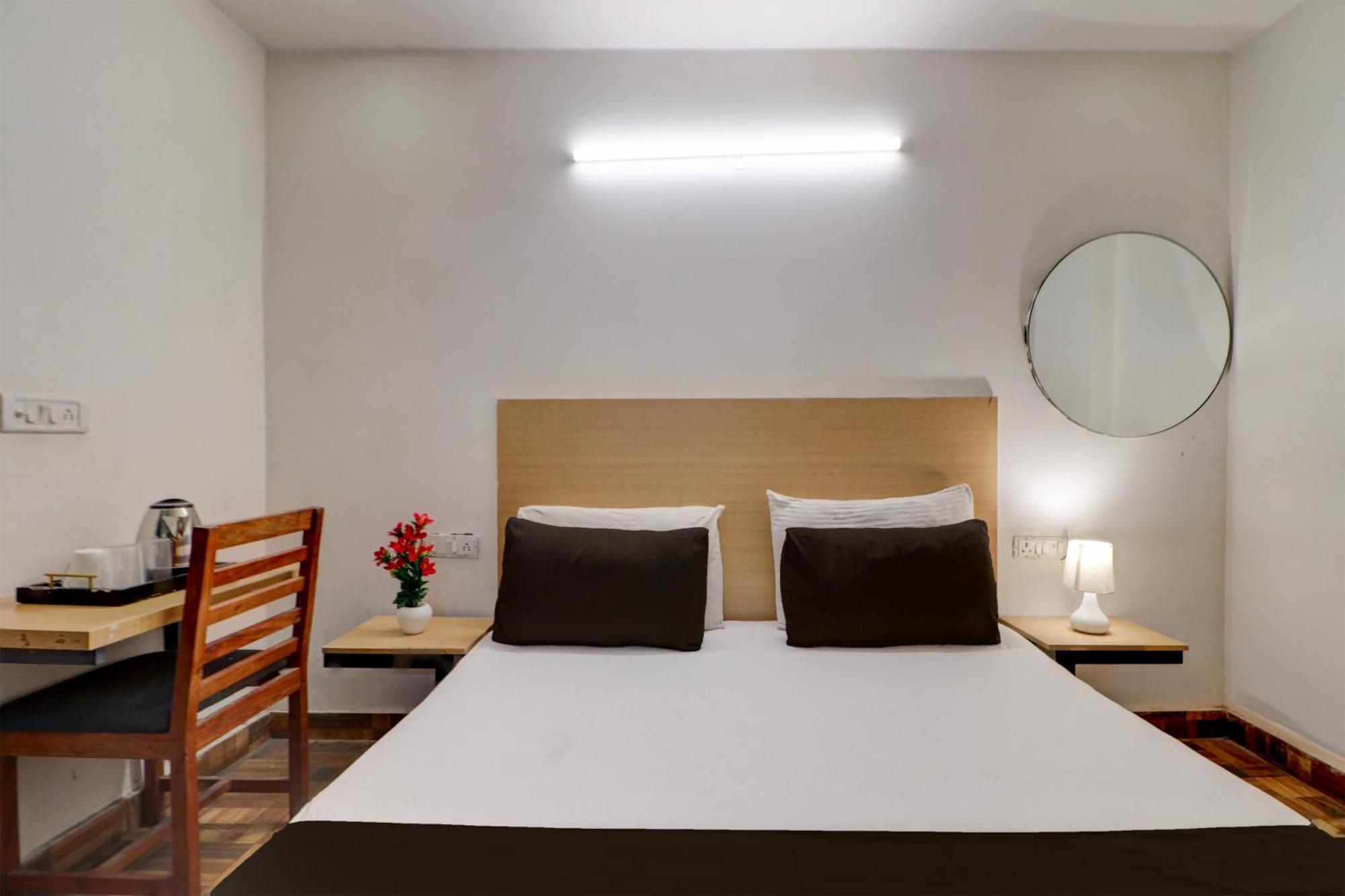 Hotel O The Tourist Palace Lavish Key Room's 4*