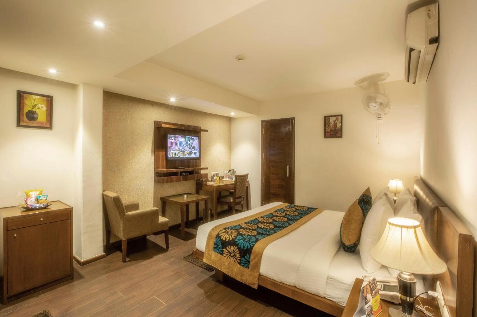 Hotel Smart Inn-near Delhi Airport