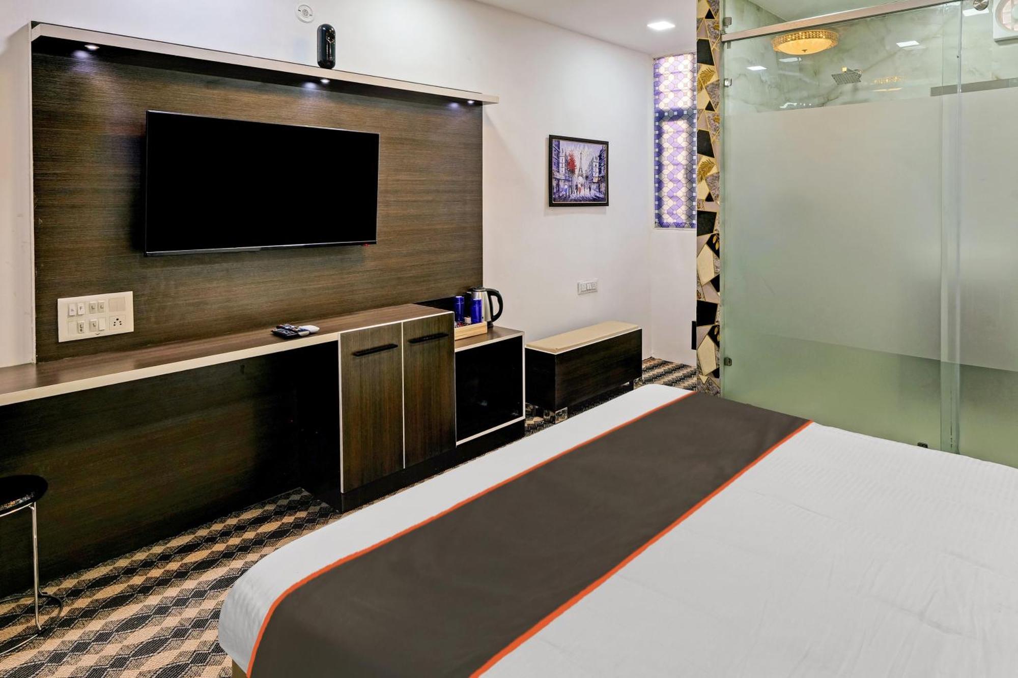 Hotel O The Kings 4*