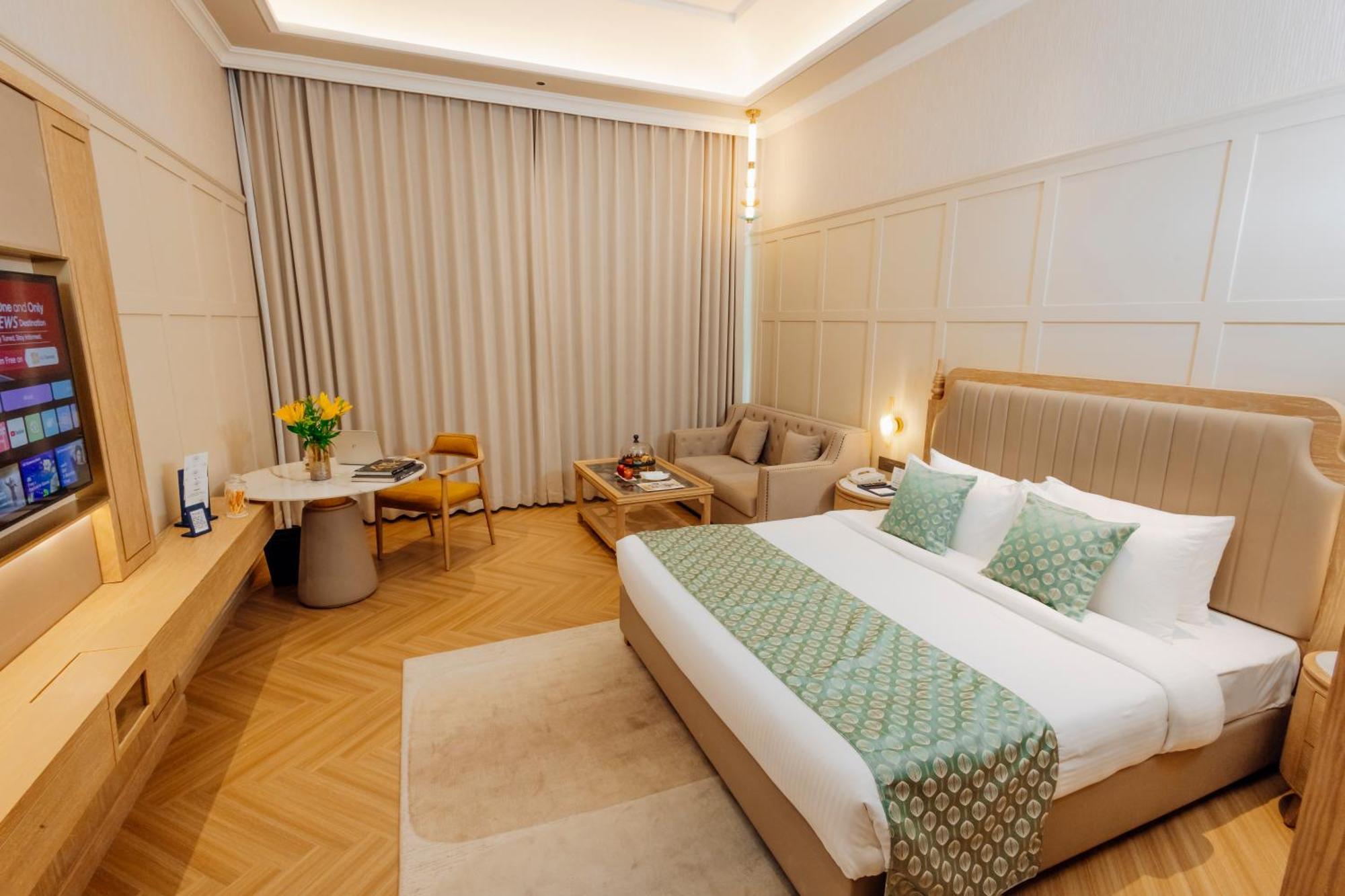 The Tivoli Hotel 5*