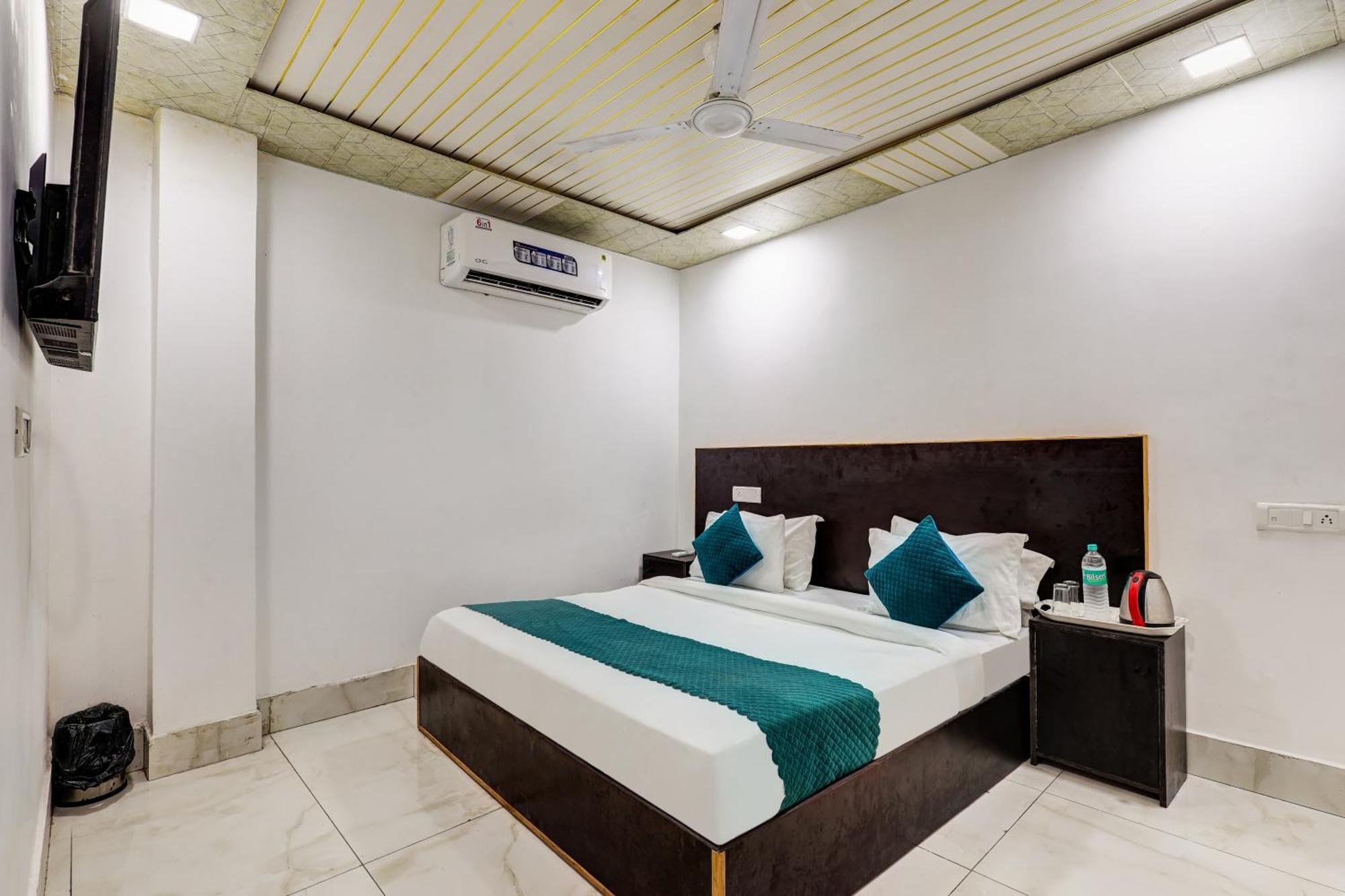Corner View Hotel 3*