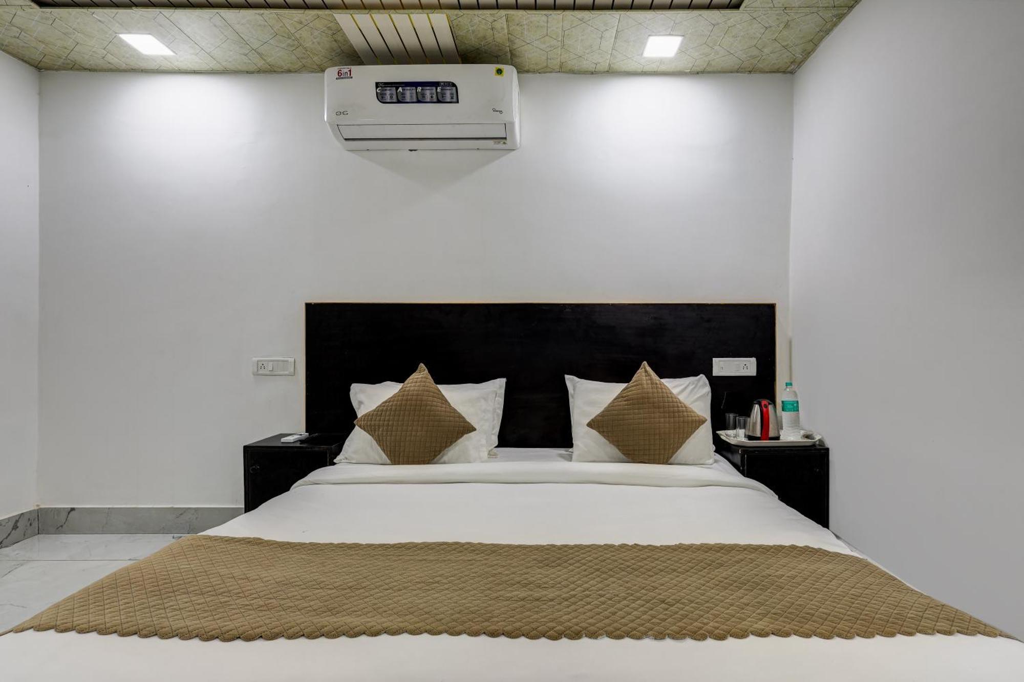 Corner View Hotel 3*