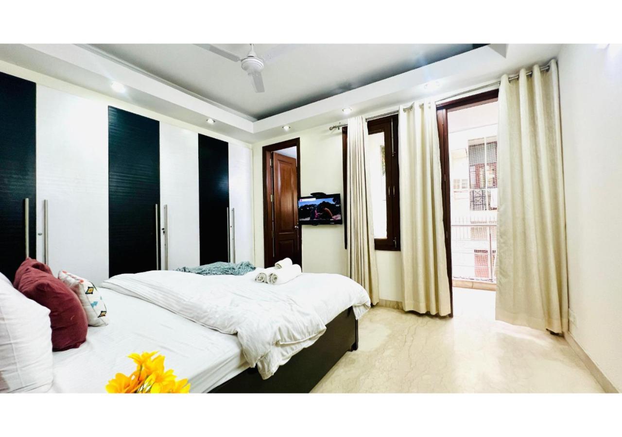 Olive Service Safdarjung Enclave Apartment *