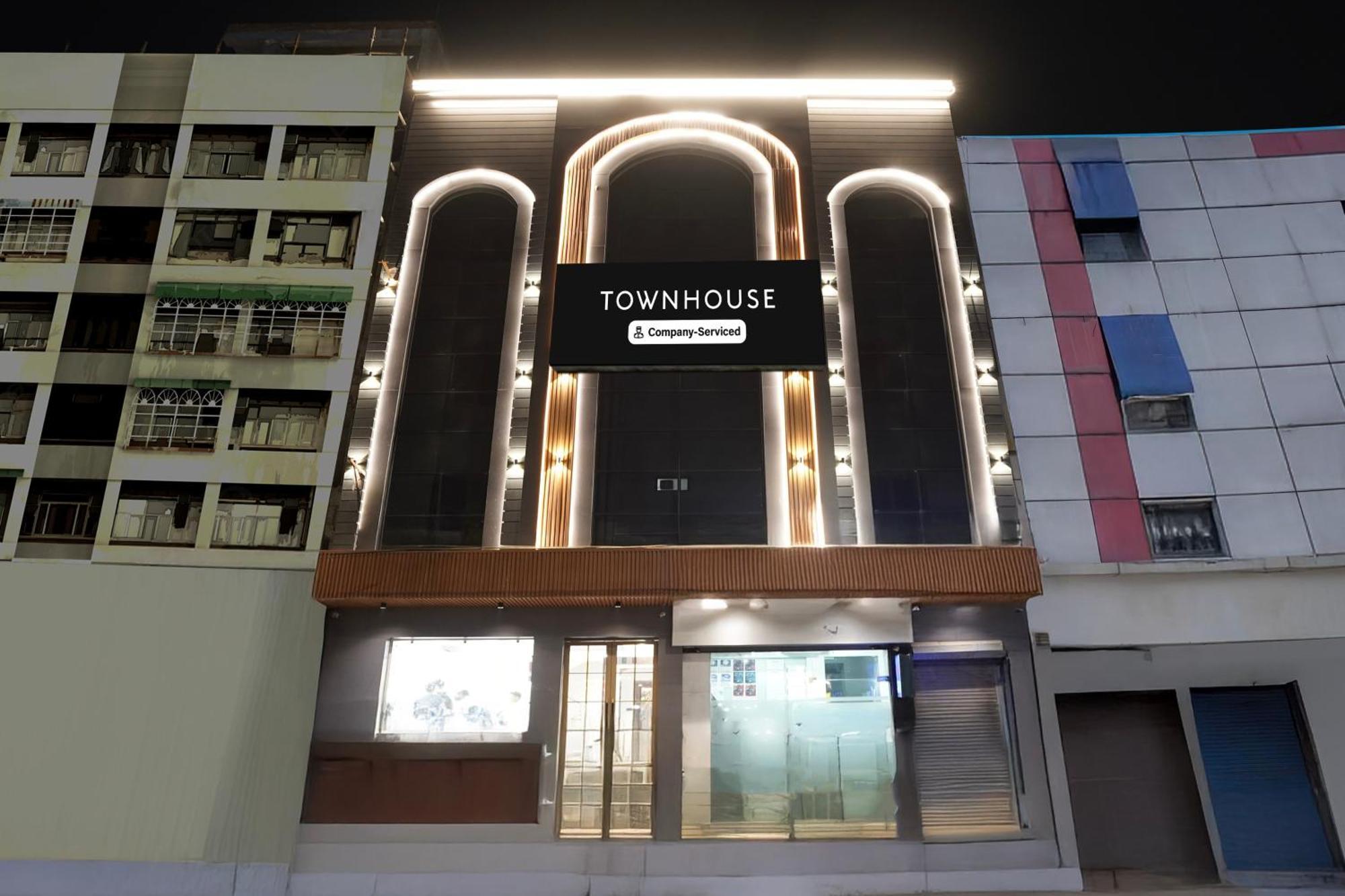 Super Townhouse Karol Bagh Formerly Unistar 3* Nova Deli