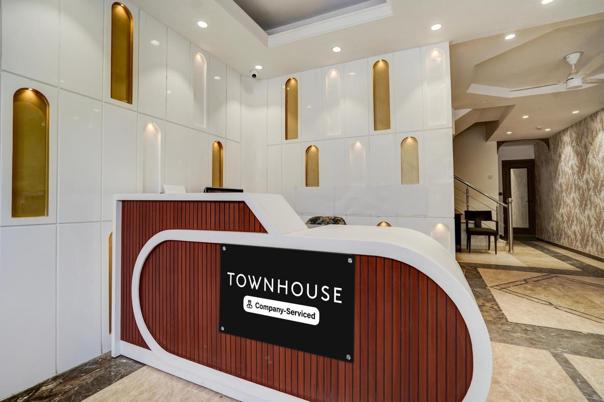 Super Townhouse Karol Bagh Formerly Unistar Hotel 3*