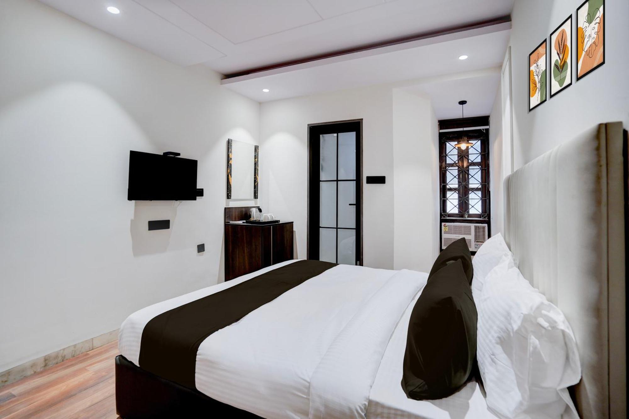 Super Townhouse Karol Bagh Formerly Unistar Hotel Nova Deli