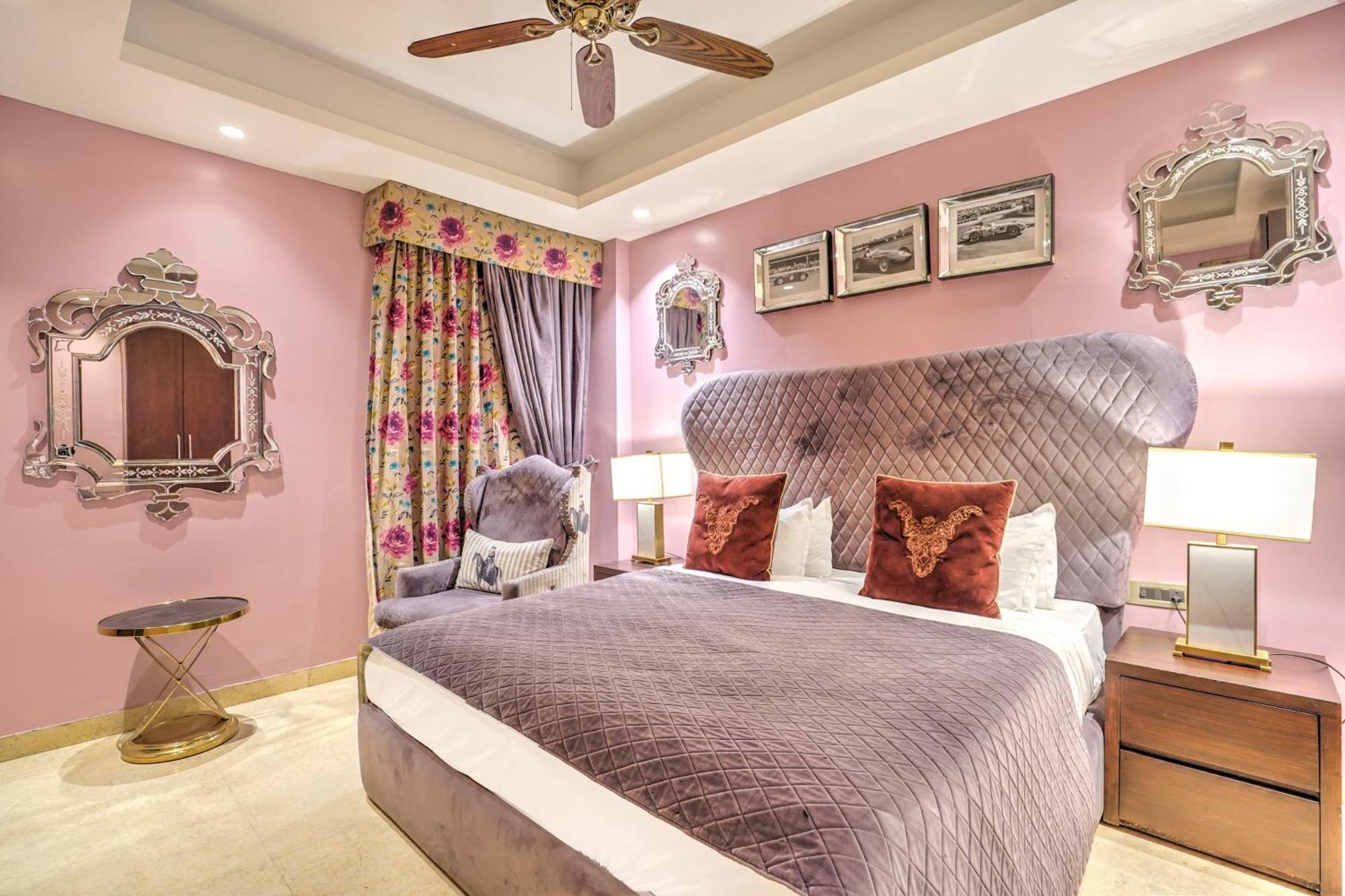 Hotel Palette And Vasant Kunj Formerly Cotts New Delhi