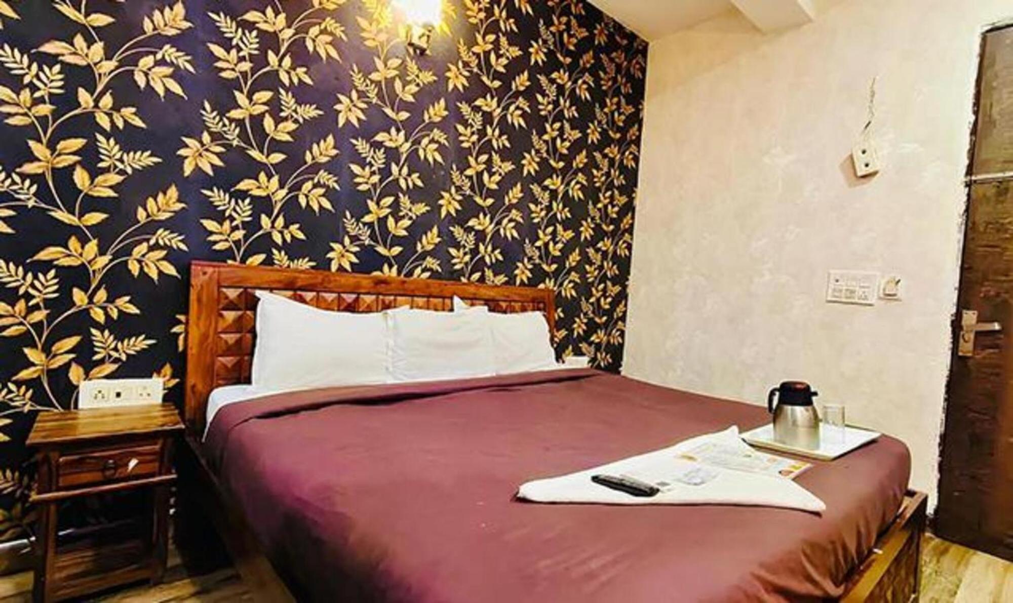Fabhotel Blu Lagoon