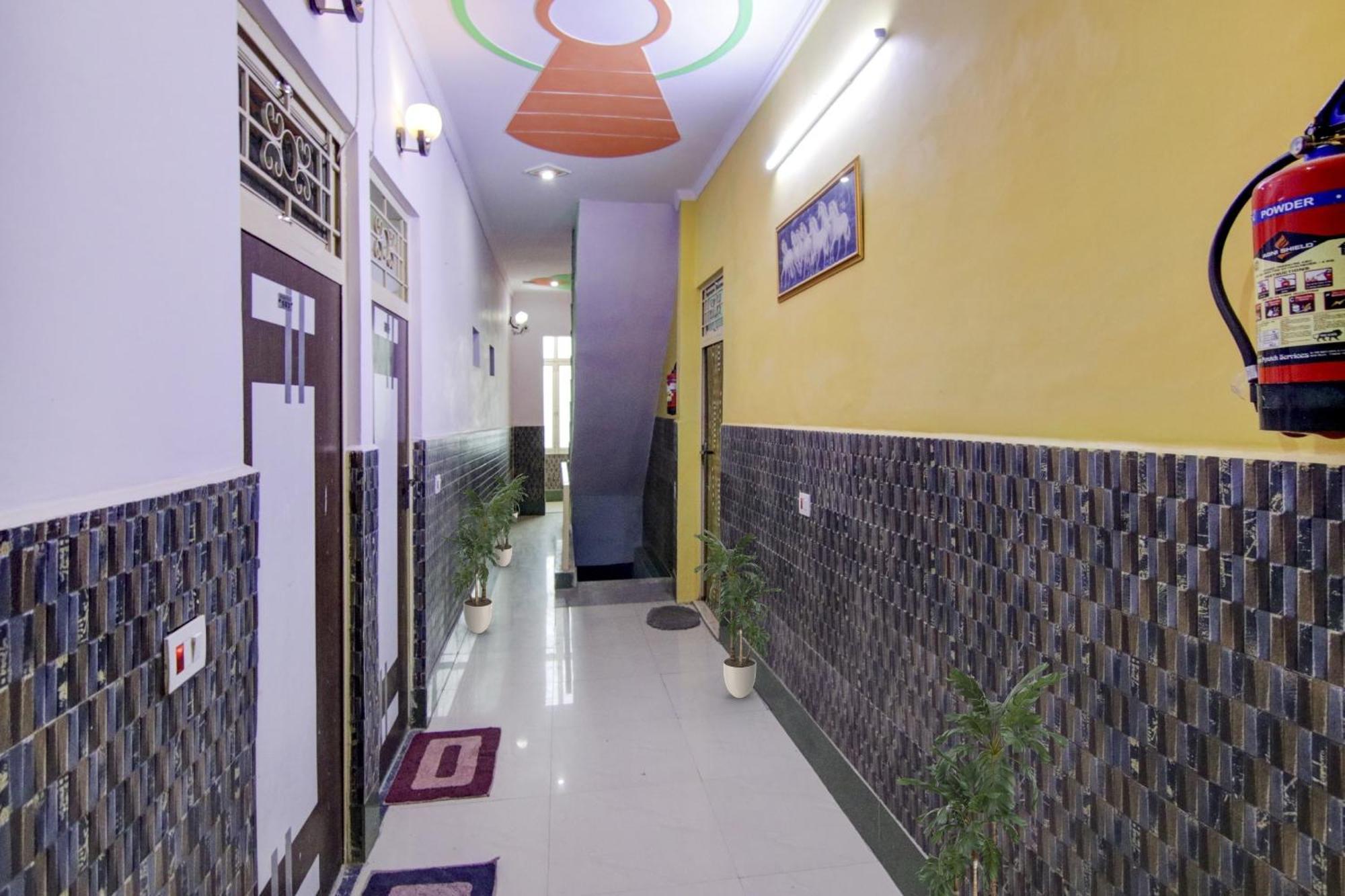 O S Palace Near Samaypur Badli Metro Station Hotel Delhi (National Capital Territory of India)