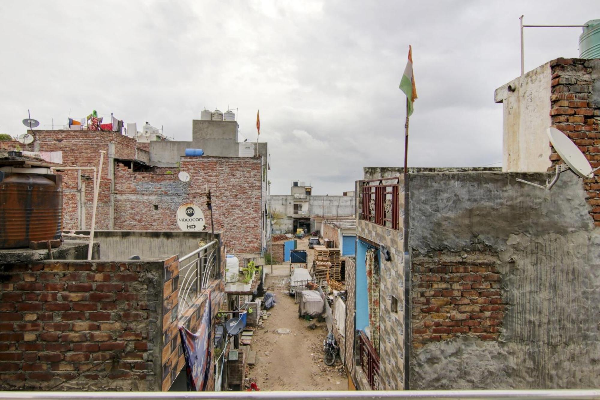 O S Palace Near Samaypur Badli Metro Station Hotel Delhi (National Capital Territory of India)