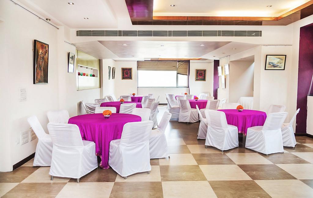 Mantra Amaltas 4* New Delhi