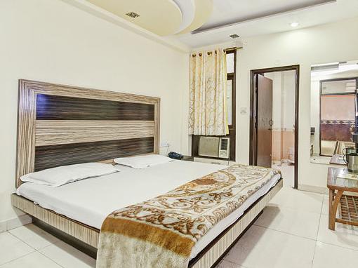 Star - Budget Friendly Hotel New Delhi