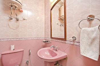 Oyo Lajpat Nagar 3*