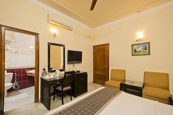 Hotel Oyo Lajpat Nagar 3*