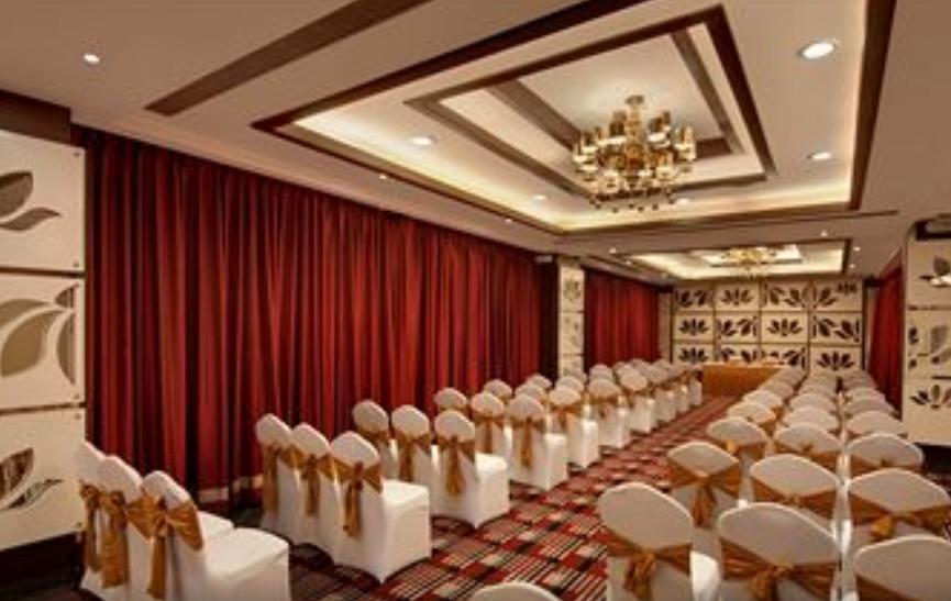 Hotel The Golden Palms & Spa, Delhi Nova Deli