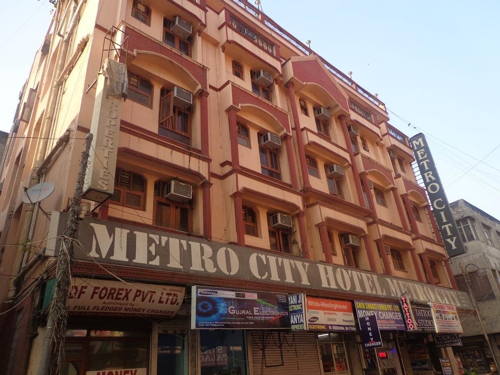 Metro 2*