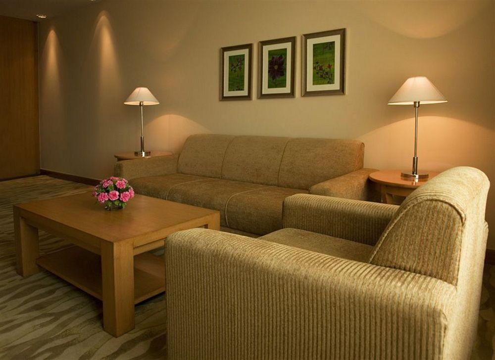 Hotel Fabexpress Le Grand 3*