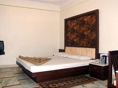 Hotel Maanvi