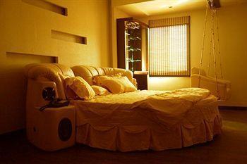 Dewdrop Intercity Hotel