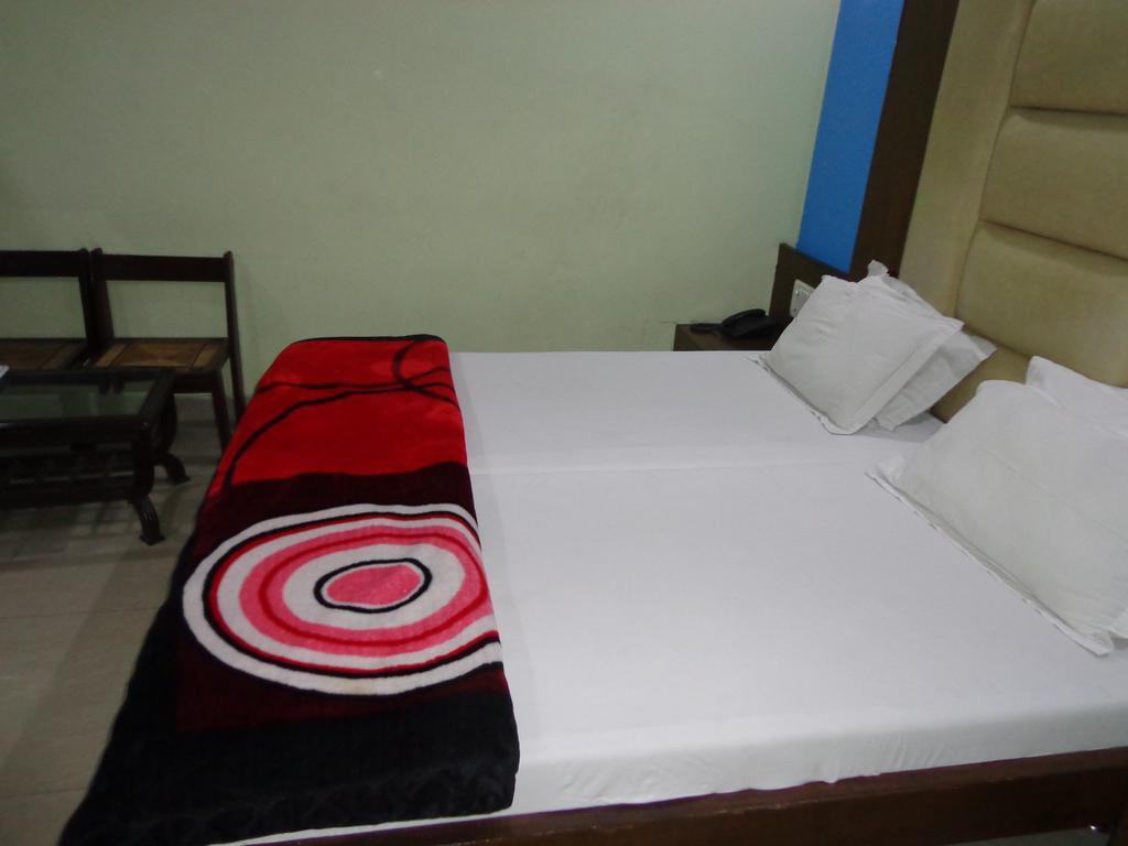 Hotel Saina International Nova Deli