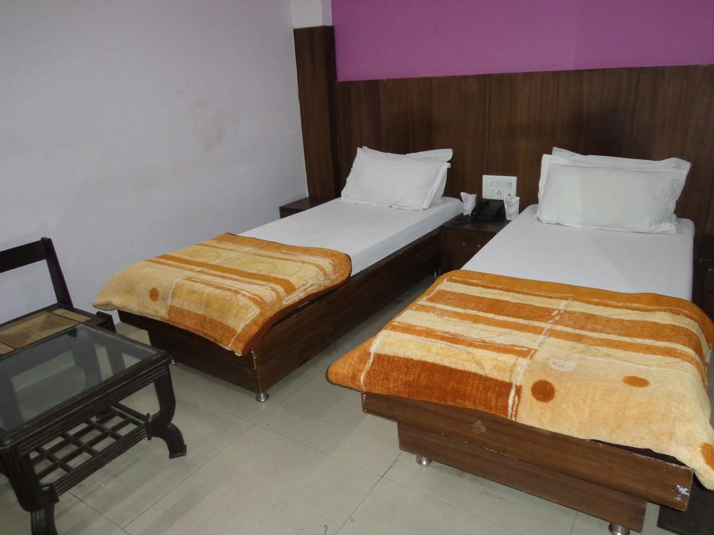 Hotel Saina International Nova Deli